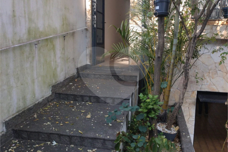 Sobrado à venda com 3 quartos, sendo 1 suíte, em Saúde, São Paulo, SP