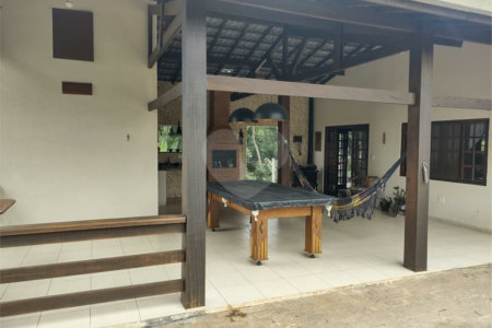 Casa Térrea à venda com 3 quartos, sendo 1 suíte,  em Taiaçupeba, Mogi das Cruzes, SP
