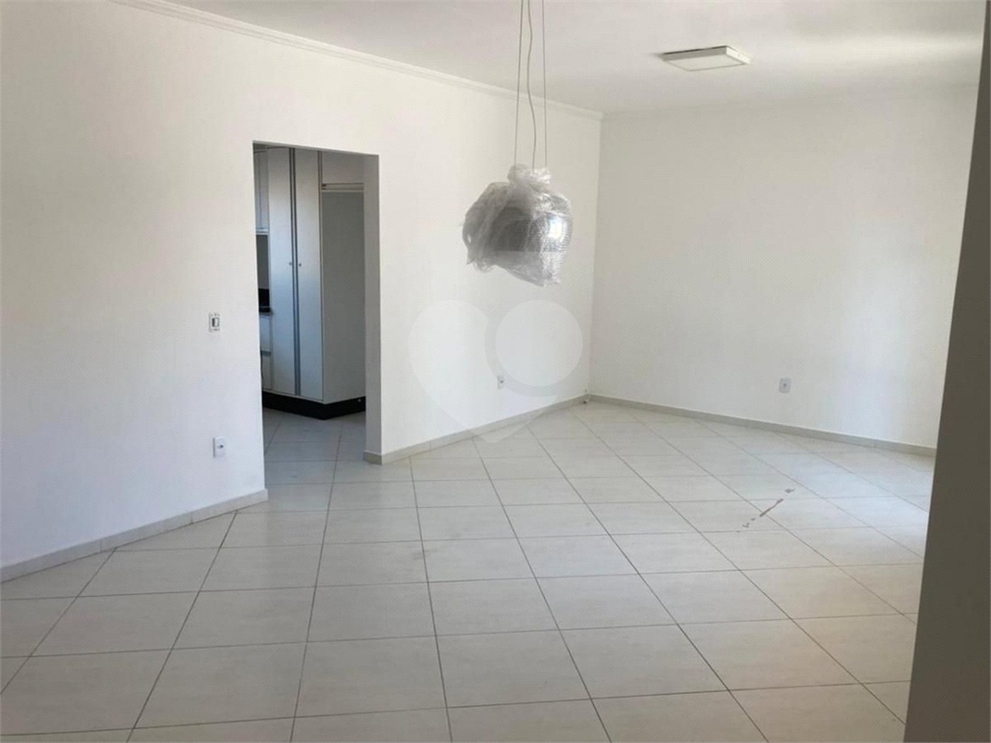 Sobrado à venda com 3 quartos, sendo 1 suíte, em Jardim Nathalie, Mogi das Cruzes, SP