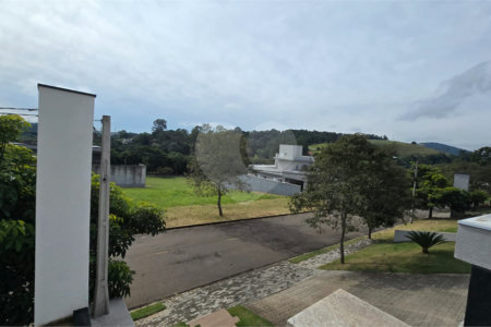 Casa à venda ou para alugar com 5 quartos, sendo 4 suítes,  no condomínio Equilibrium, Atibaia - SP