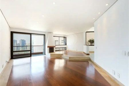 Apartamento à venda ou para alugar com 3 suítes em Real Parque, São Paulo, SP