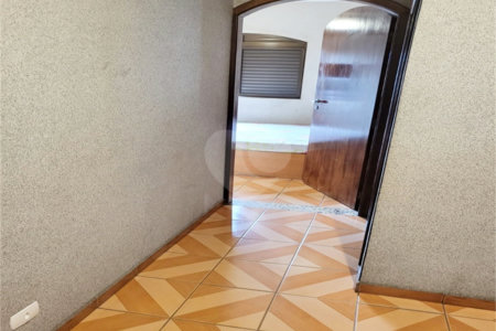 Casa à venda com 4 quartos, sendo 2 suítes, em Vila Maria Alta, São Paulo, SP