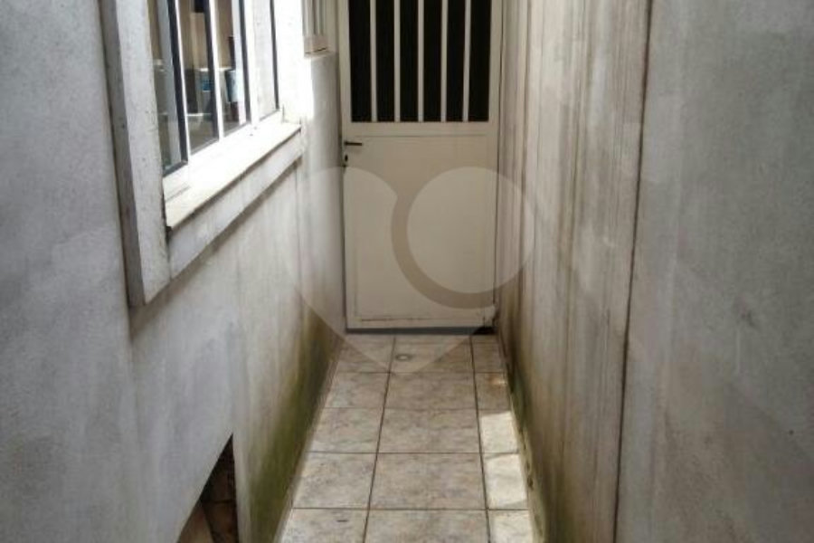 Sobrado à venda com 3 quartos, sendo 1 suíte, em Tremembé, São Paulo, SP