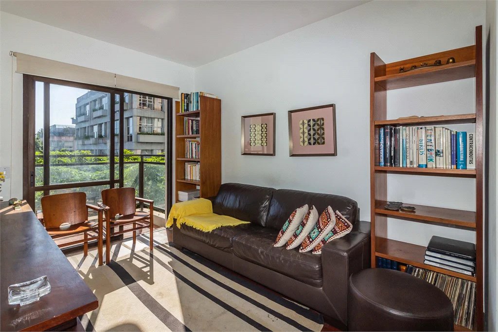 Apartamento à venda com 2 quartos, sendo 1 suíte, em Vila Madalena, São Paulo, SP