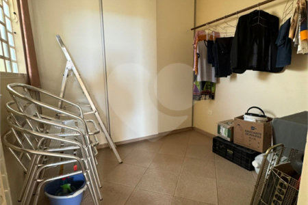 Casa à venda com 4 quartos, sendo 1 suíte, em Vila Henrique, Salto, SP