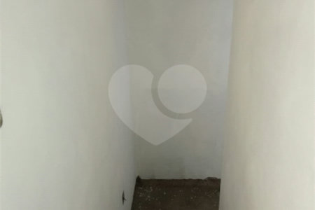 Sobrado à venda com 4 quartos, sendo 3 suítes,  em Morumbi, São Paulo, SP