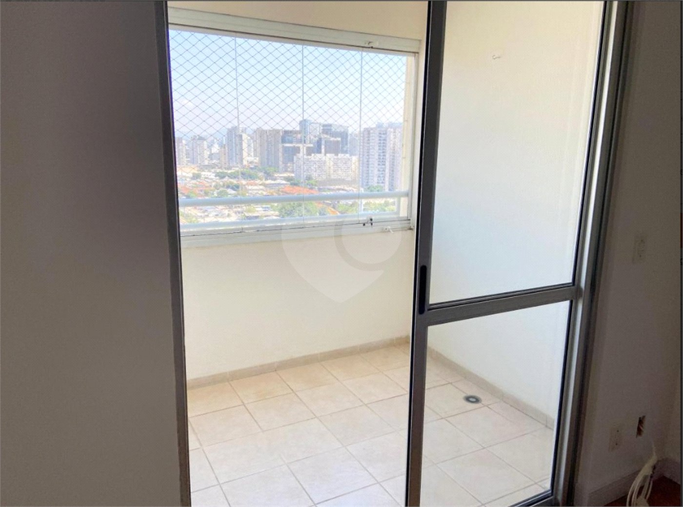 Apartamento à venda com 2 quartos, sendo 1 suíte, em Barra Funda, São Paulo, SP