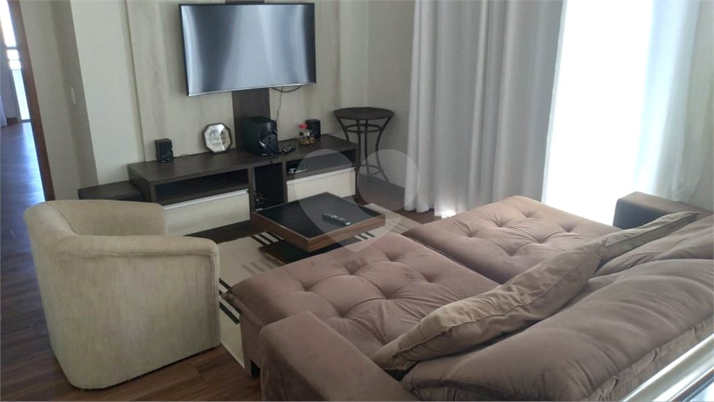 Casa à venda com 3 suítes no condomínio Damha III, São Carlos - SP