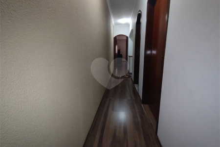 Sobrado à venda com 4 quartos, sendo 2 suítes, em Pedreira, São Paulo, SP