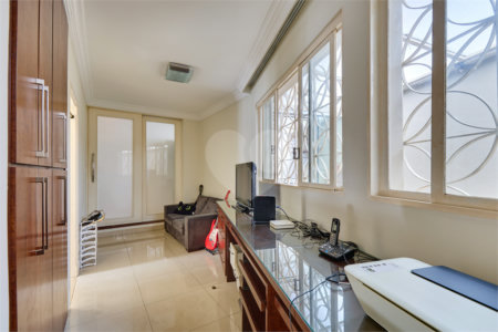 Casa de Vila à venda com 4 quartos, sendo 2 suítes, em Campo Grande, São Paulo, SP