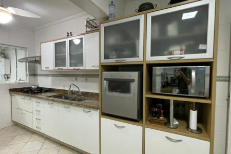 Apartamento com 3 dormitórios frente a praia à venda, 161 m² por R$ 2.200.000 - Gonzaga - Santos/SP