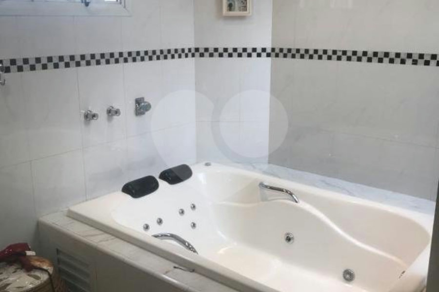Casa à venda com 3 quartos, sendo 1 suíte, em Limão, São Paulo, SP