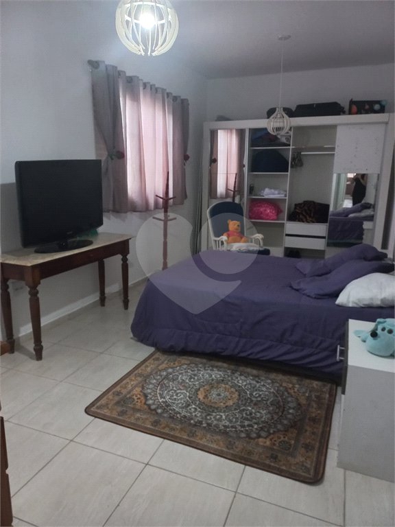 Casa Térrea à venda com 3 quartos, sendo 1 suíte,  em Vila Oliveira, Mogi das Cruzes, SP