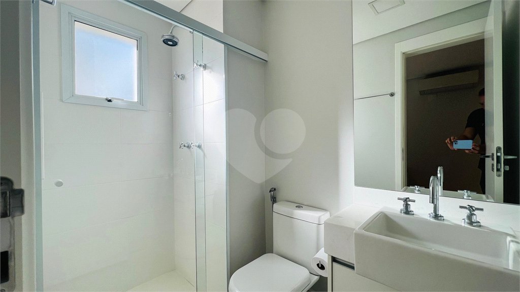Apartamento à venda com 3 suítes em Campo Belo, São Paulo, SP