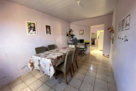 Casa à venda com 2 quartos em Residencial Ponta Porã I, Ponta Porã, MS