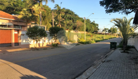 Casa à venda com 3 quartos, sendo 1 suíte, em Jardim Sontag, Salto, SP