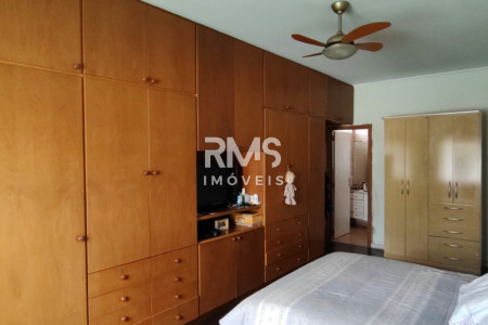 Casa à venda com 4 quartos, sendo 2 suítes,  no Centro, Itu, SP