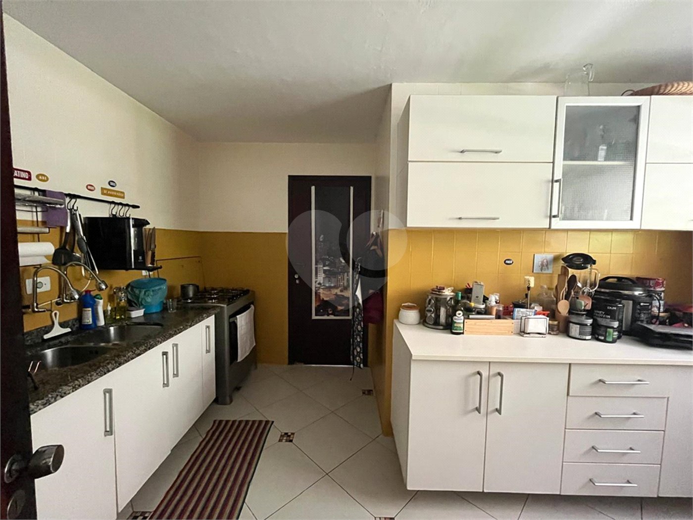 Sobrado à venda com 3 quartos, sendo 1 suíte, em Jardim das Vertentes, São Paulo, SP