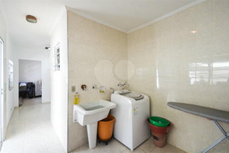 Casa à venda com 3 quartos, sendo 1 suíte, em Planalto Paulista, São Paulo, SP
