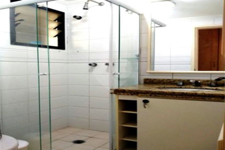 Apartamento à venda com 2 quartos, sendo 1 suíte, em Moema, São Paulo, SP