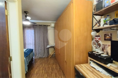 Casa à venda com 3 quartos, sendo 1 suíte, em Jardim Esmeralda, São Paulo, SP
