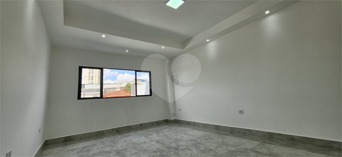 Sobrado à venda com 3 quartos, sendo 1 suíte, em Vila Bonilha, São Paulo, SP