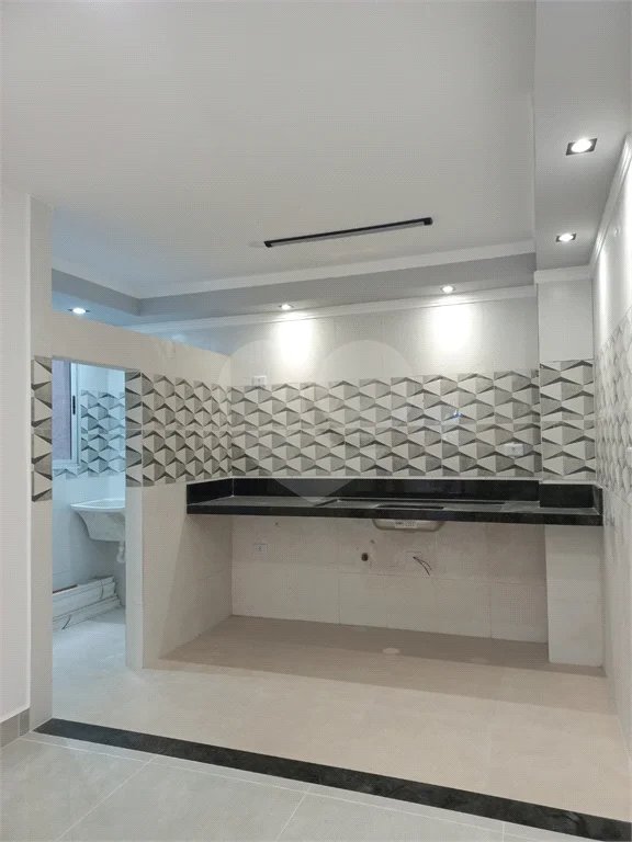 Excelente apartamento à venda, 2 quartos, ao lado do metrô Guilhermina-Esperança
