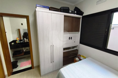 Casa 3 quartos 3 suítes Faixa Azul com piscina aquecida