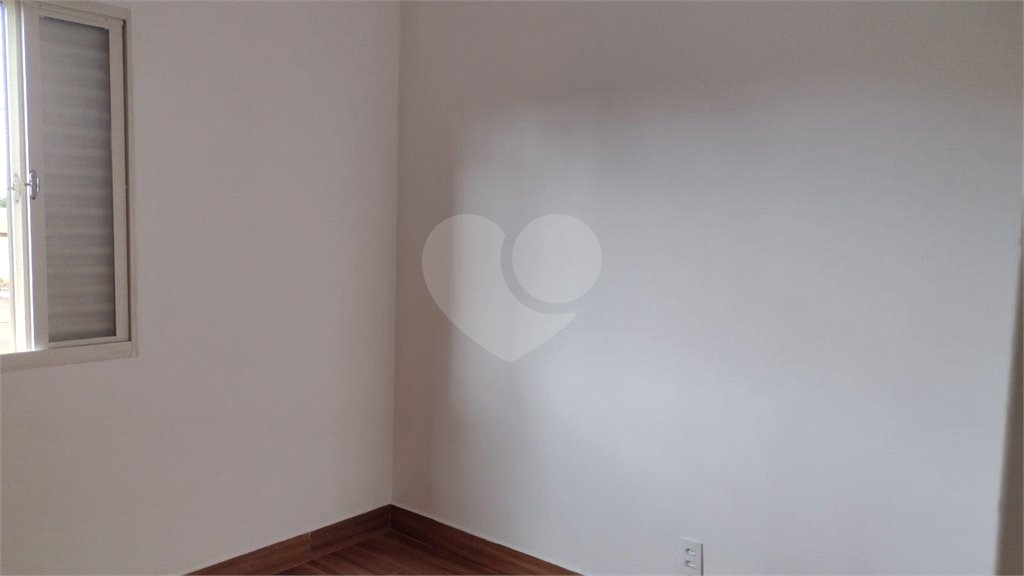 Apartamento no Condomínio Residencial Itaipu