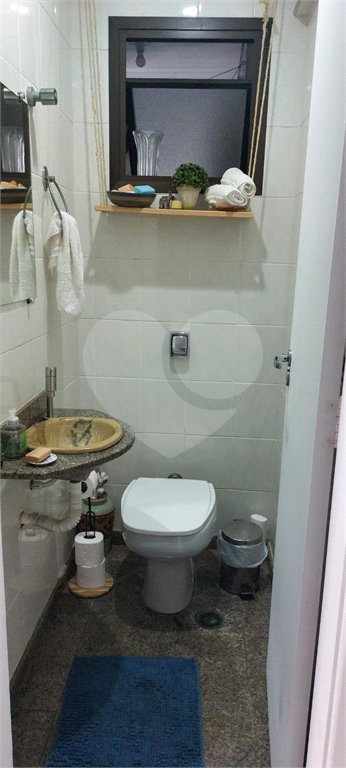 Apartamento à venda com 3 quartos, sendo 1 suíte, em Pitangueiras, Guarujá, SP