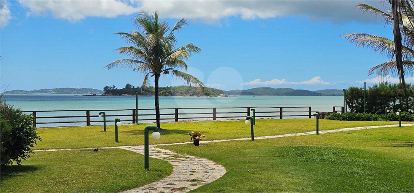 Casa em condomínio à venda ou para alugar com 3 quartos, sendo 2 suítes,  em Praia Rasa, Armação dos Búzios, RJ