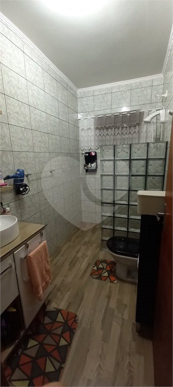 Casa à venda com 3 quartos em Jardim Santa Helena, Itaquaquecetuba, SP