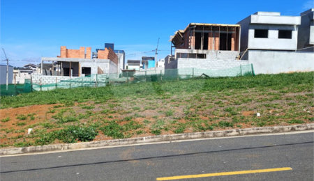 Terreno à venda com 3 quartos, sendo 1 suíte, no condomínio Paradise Gardens I, Mogi das Cruzes - SP