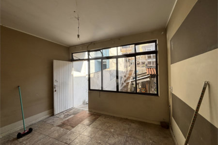 Sobrado à venda com 4 quartos em Vila Paulicéia, São Paulo, SP