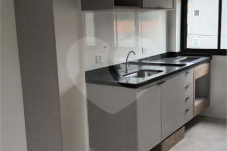 Casa em condomínio à venda com 2 quartos em Vila Rosa, São Paulo, SP
