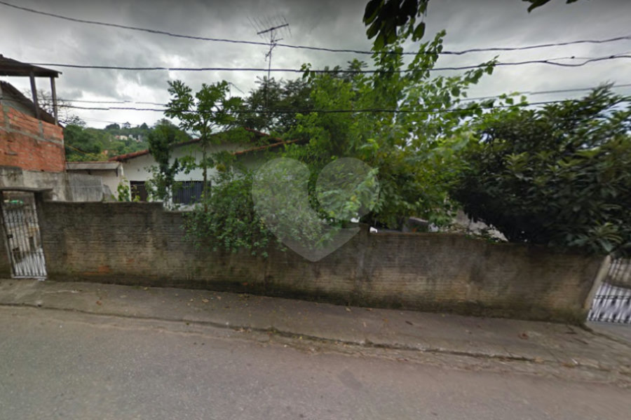 Casa Térrea à venda com 4 quartos em Horto, São Paulo, SP