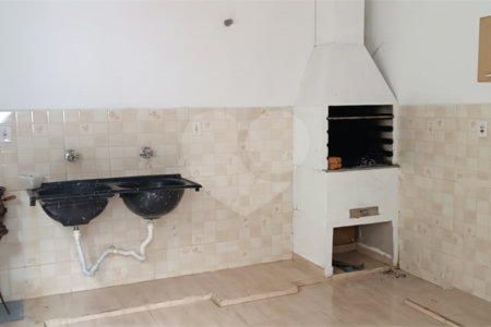 Casa à venda com 4 quartos, sendo 1 suíte, em Jardim Planalto, Salto, SP