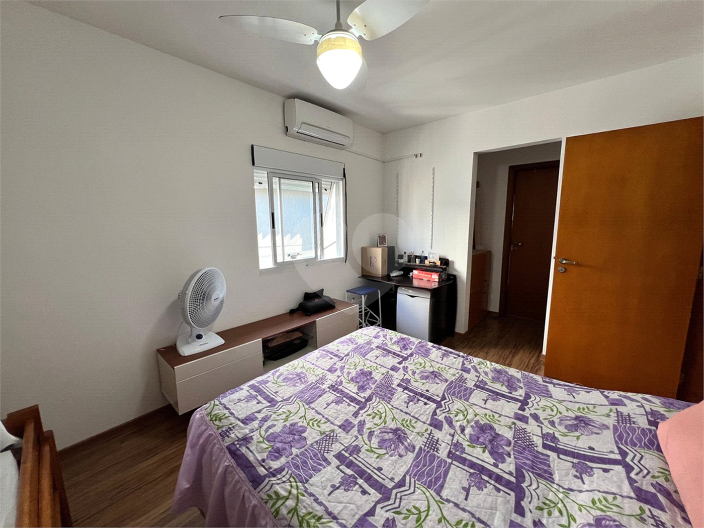 Casa à venda com 4 suítes no condomínio Residencial Cantareira, São Paulo - SP
