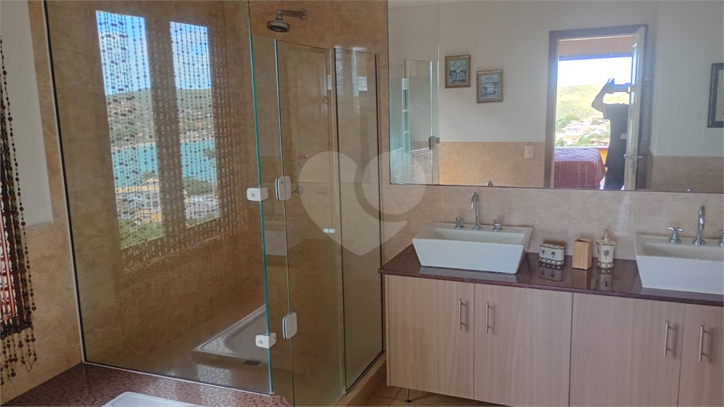 Casa à venda com 5 suítes em Ferradura, Armação dos Búzios, RJ