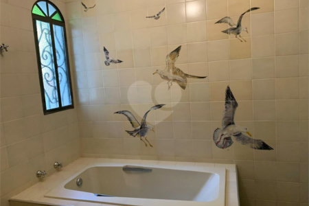 Casa à venda com 4 quartos, sendo 1 suíte, em Portal das Pedras-canedos (batatuba), Piracaia, SP