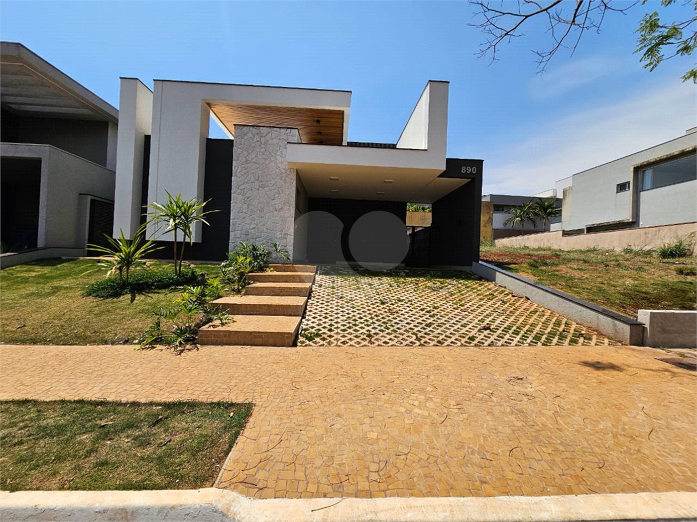 Casa à venda com 4 suítes no condomínio Residencial Terras de Siena, Ribeirão Preto - SP