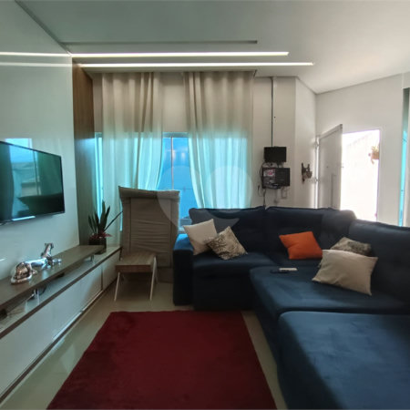 Casa à venda com 4 quartos, sendo 2 suítes, em Parque Jataí, Votorantim, SP