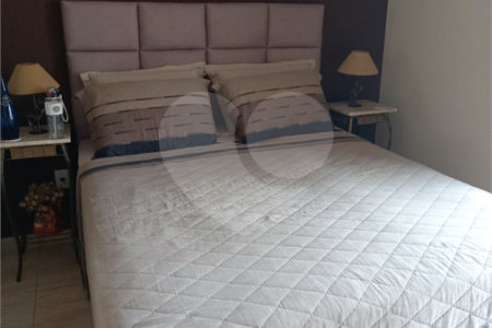 Casa à venda com 3 quartos, sendo 1 suíte, em Bosque, Vinhedo, SP
