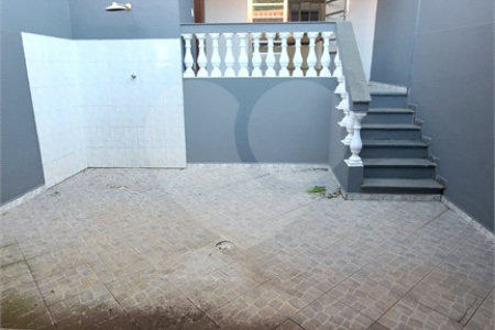 Sobrado à venda com 2 suítes em Jardim Itamaracá, Indaiatuba, SP