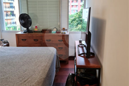Apartamento à venda com 3 quartos, sendo 1 suíte,  em Jardim Ampliação, São Paulo, SP