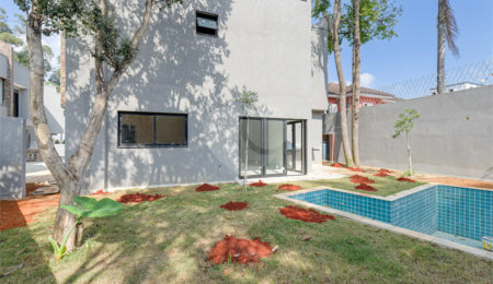 Casa à venda com 4 suítes no condomínio Reserva Robélia, São Paulo - SP