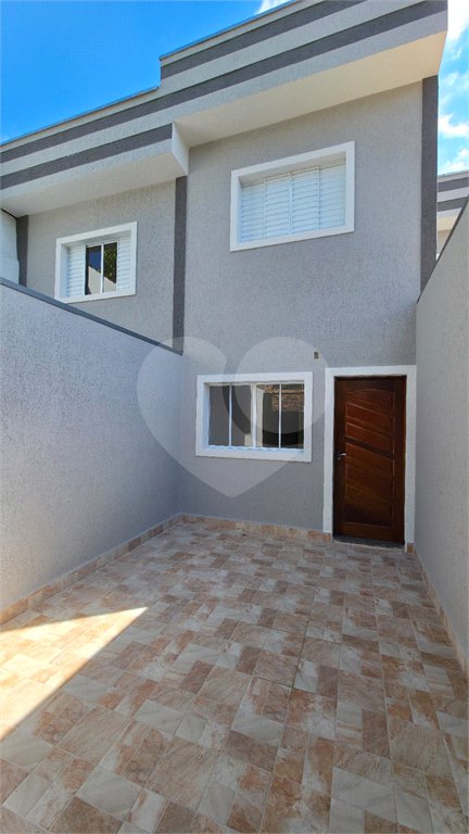 Sobrado à venda com 2 quartos em Guaianazes, São Paulo, SP