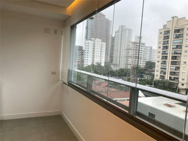 Apartamento para alugar com 2 quartos, sendo 1 suíte,  em Campo Belo, São Paulo, SP