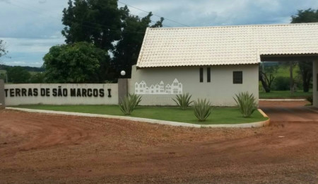 Terreno plano à venda em Avaré, no Loteamento Terras de São Marcos 1