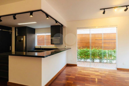 Casa à venda com 3 quartos, sendo 1 suíte,  no condomínio Reserva do Visconde, São Paulo - SP
